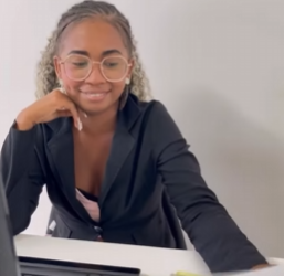 L0620004 Eles нυмilнαяαм faxineira por ser analfabeta! parte 2