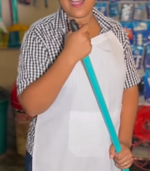 L0709002 Patrão não aguentou ver filho de empregada com fom parte 2