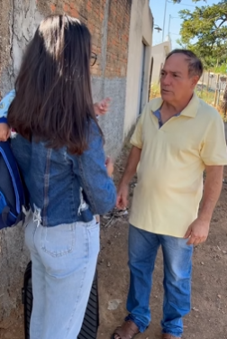 L0809002 Ela foi expulsa da sua própria casa com seu filho parte 2