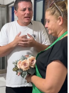 L0826005_Filho surpreende ma no dia das mulheres, ess_parte 2