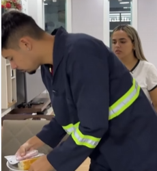 L0826001_Ele foi mal tratado pela aparência…_parte 2