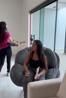 L0901004_Minha irmã sempre compra mesmo que eu_parte 2