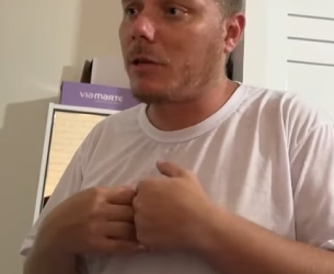 L0904001 Menina mimada fez birra pelo celular, mas que ac parte 2