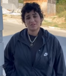 L1001007_Chegou para passar Natal na casa da mãe mais olh_parte 2