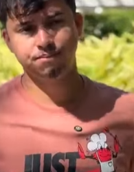 L1018002 Descobri que no lugar de um passeio ela queria faz parte 2