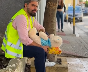 L1026001_Marido faz uma surpresa para sua esposa, mas ela_parte 2