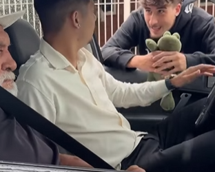 L1104001 Seu sogro colocou seu celular para cozinhar ela parte 2