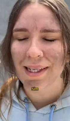 L1107003 Olha quem ela encontrou depois de anos parte 2