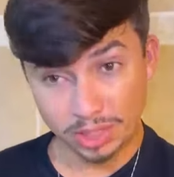 L0303005 Patrao descobriu que sua propria empregada queri parte 2