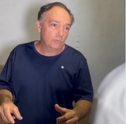 L1509006 Casamento esfriou, me arrumo toda, unha cabelo ma parte 2