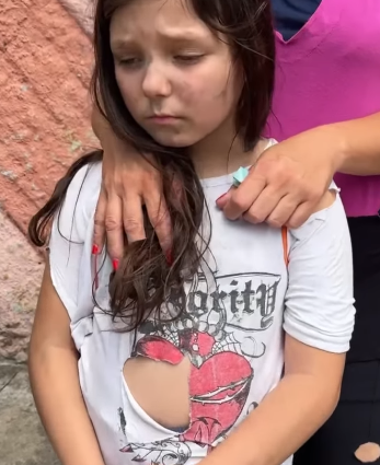 L1204006 Milionário se passa por indigente para comprar um parte 2