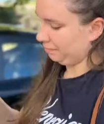 L1107004 Ela debochou da sua ex amiga sem saber quem ela se parte 2