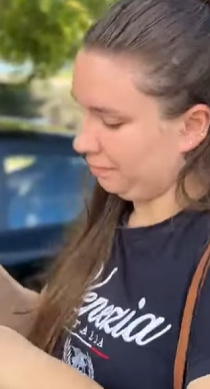 L1107004 Ela debochou da sua ex amiga sem saber quem ela se parte 2