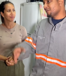 L1209001 Esposa dorme dia todo olha atitude do esposo! parte 2