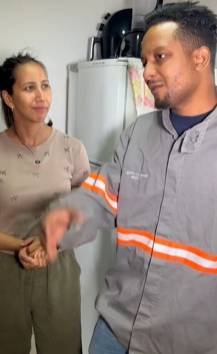 L1209001 Esposa dorme dia todo olha atitude do esposo! parte 2