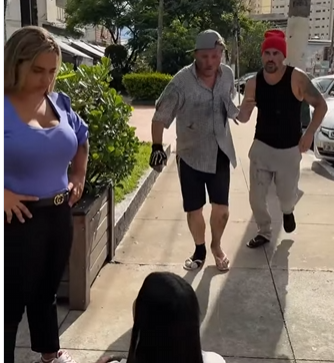 L1504002 Ela humilhou por ser um morador de rua, você parte 2