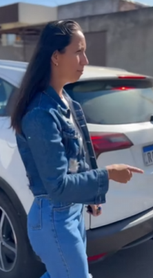 L1409004 Vizinha julga trabalho da outra sem saber da his parte 2