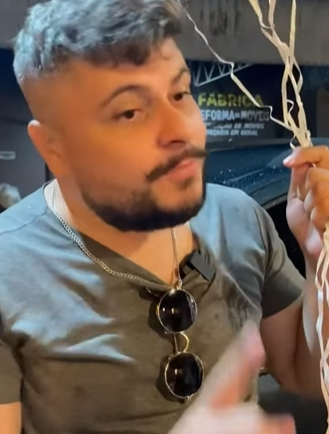 L0203004 Esposa impedida de tirar biquini porque mari parte 2