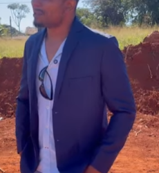 L1609006 Patroa gastava dinheiro do funcionário! parte 2