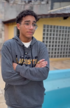 L1618005_Empregada se recusa obedecer filho do patrão_parte 2