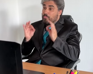 L1626001_única coisa que essa criança queria era um prato parte 2