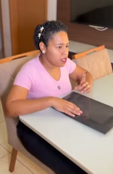 L1709006 Ela foi humilhada por sua aparência em entrevista parte 2