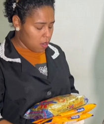 L2209005 Empregada era humilhada pela patroa patrão viu parte 2