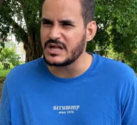 L2220002 Ela HUMlLH0U por ser pobre Mas ele ensinou uma parte 2