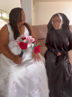 L1820001 Filha freira beijou noivo da sua mãe em pleno parte 2