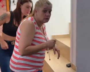 L0326004_Descobri onde minha nora mora fui visita lá de_parte 2