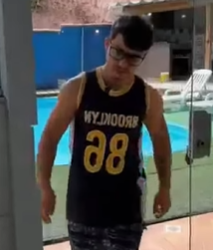 L0403003 Nora proibe sogro de entrar na piscina nao ser parte 2