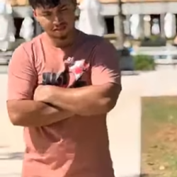 L0403006 Descobri que no lugar de um passeio ela queria faz parte 2