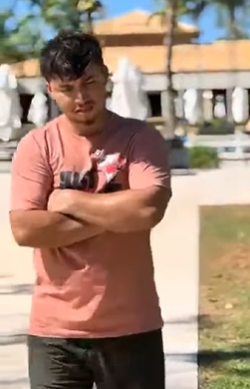 L0403006 Descobri que no lugar de um passeio ela queria faz parte 2