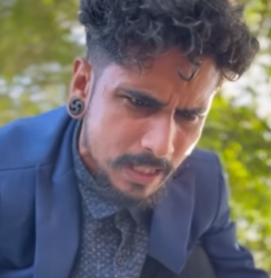 L0420005 Milionário testa várias mulheres para encontrar parte 2