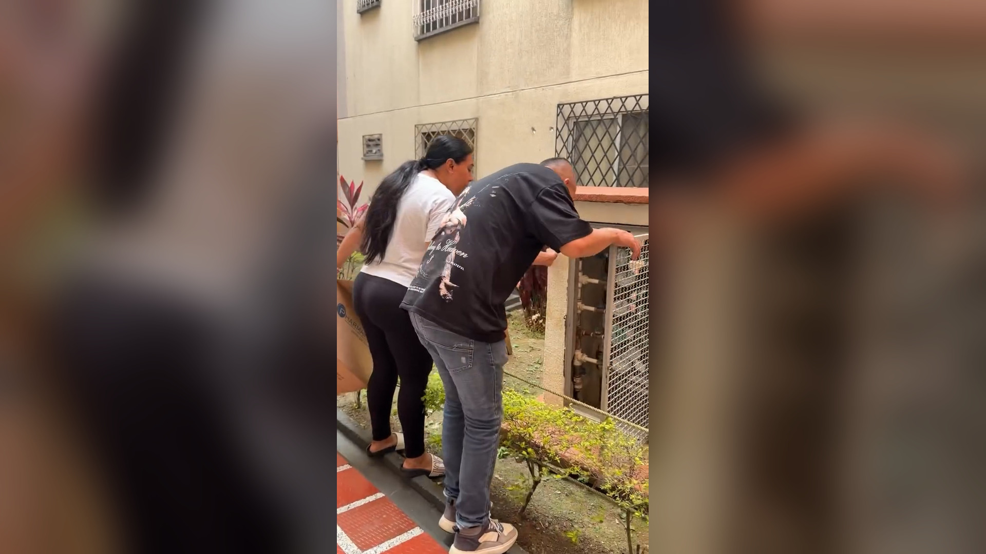 B1104309_The Rescue of Raúl